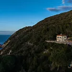 Meraviglia 8, Emma فيلة *