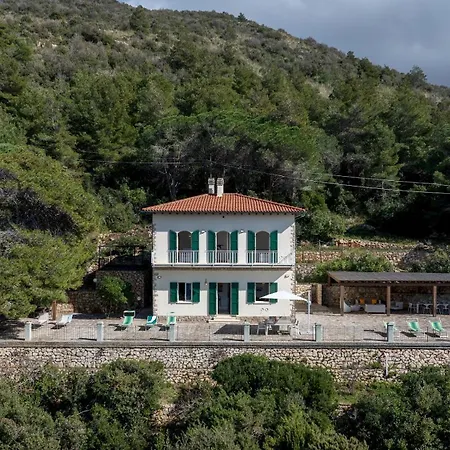 Meraviglia 8, Emma