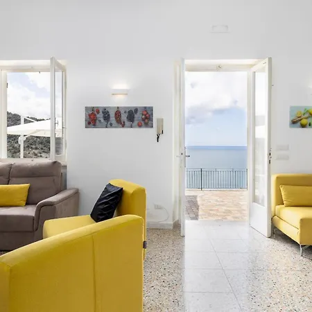 Willa Meraviglia 8, Emma *