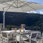 Meraviglia 8, Emma Villa *
